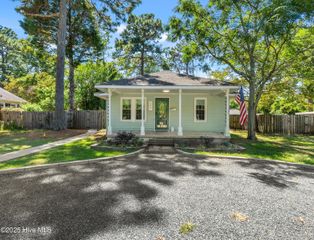 280 E Ohio Avenue, Southern Pines, NC 28387