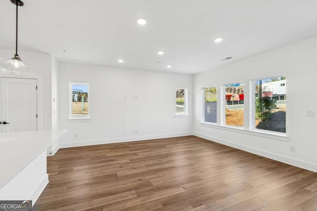 175 Redbud Road, Canton, GA 30114