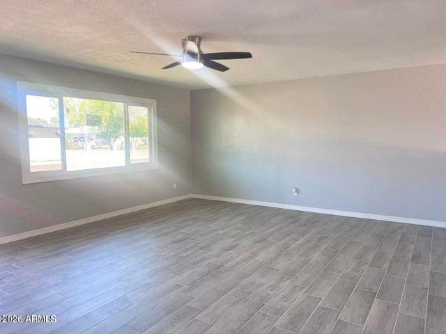 4843 W FLOWER Street, Phoenix, AZ 85031