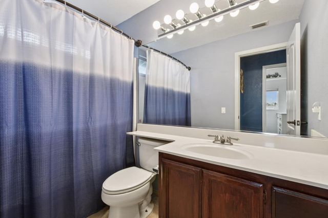 3606 Black Eagle Dr, Antelope, CA 95843