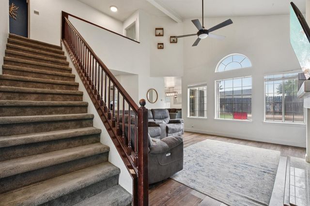 3606 Black Eagle Dr, Antelope, CA 95843