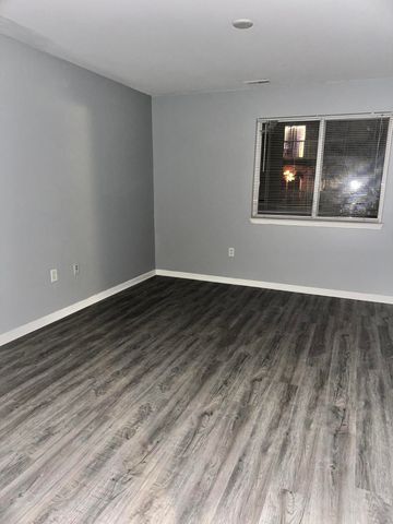 873 Amanda Lane, Pontiac, MI 48340