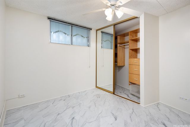 469 Ena Road 2009, Honolulu, HI 96815