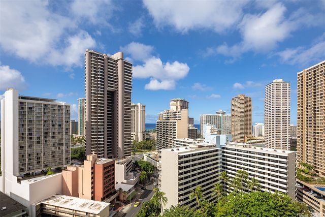 469 Ena Road 2009, Honolulu, HI 96815