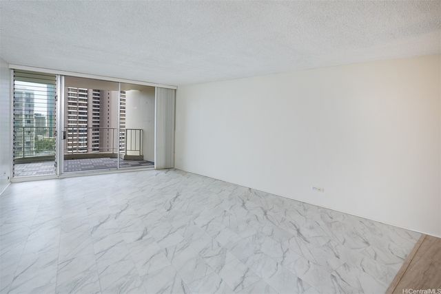 469 Ena Road 2009, Honolulu, HI 96815