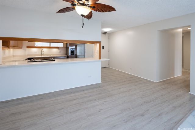 469 Ena Road 2009, Honolulu, HI 96815