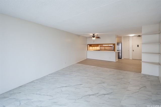 469 Ena Road 2009, Honolulu, HI 96815