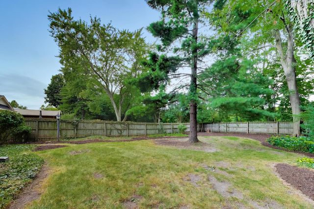 717 Cheever Avenue, Geneva, IL 60134