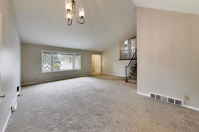 717 Cheever Avenue, Geneva, IL 60134