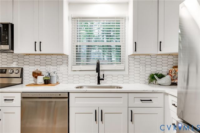 9324 Becar Rd, North Chesterfield, VA 23236