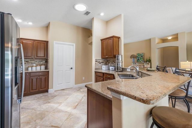1096 ALCOVE LOOP, The Villages, FL 32162