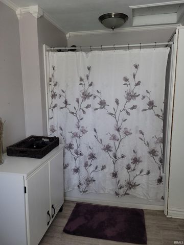 69 W 5 th Street, Peru, IN 46970