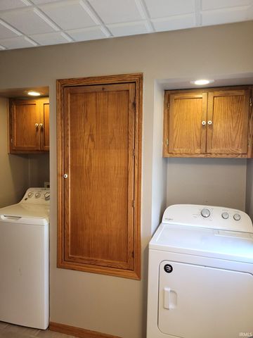 69 W 5 th Street, Peru, IN 46970