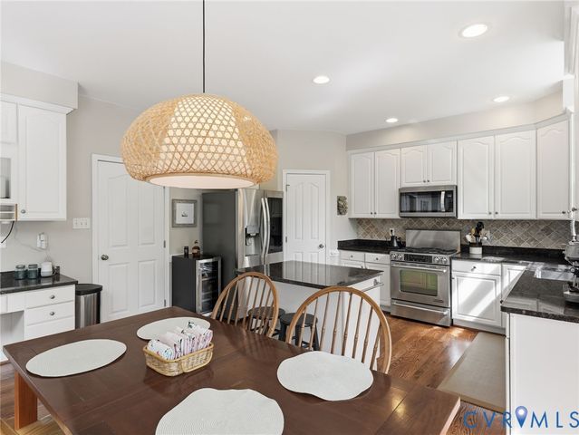 9375 Indianfield Dr, Mechanicsville, VA 23116