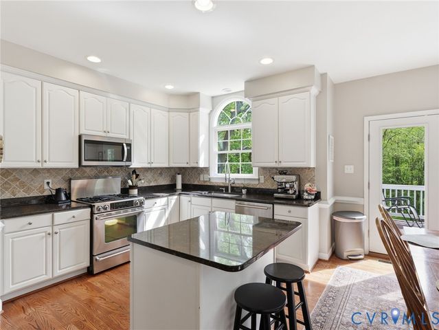9375 Indianfield Dr, Mechanicsville, VA 23116