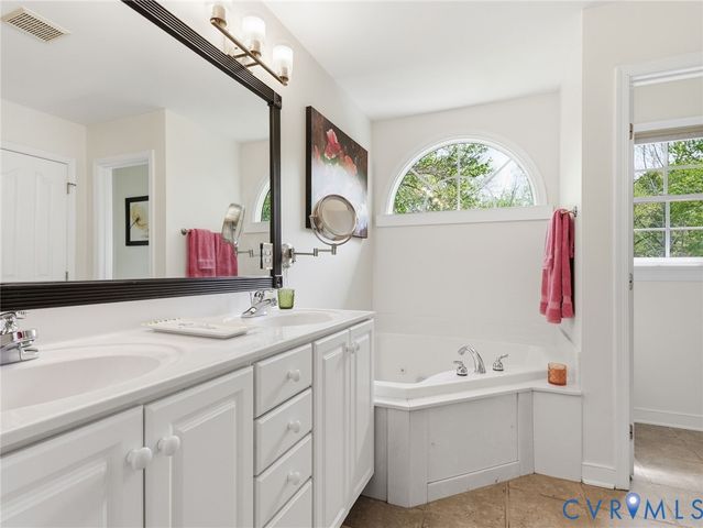 9375 Indianfield Dr, Mechanicsville, VA 23116