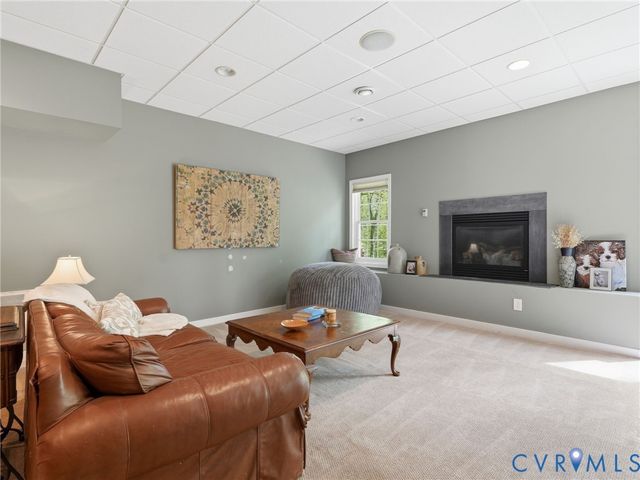 9375 Indianfield Dr, Mechanicsville, VA 23116