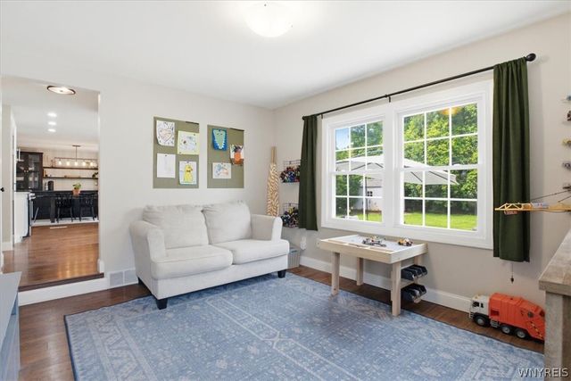 25 Camner Avenue, Lancaster, NY 14086