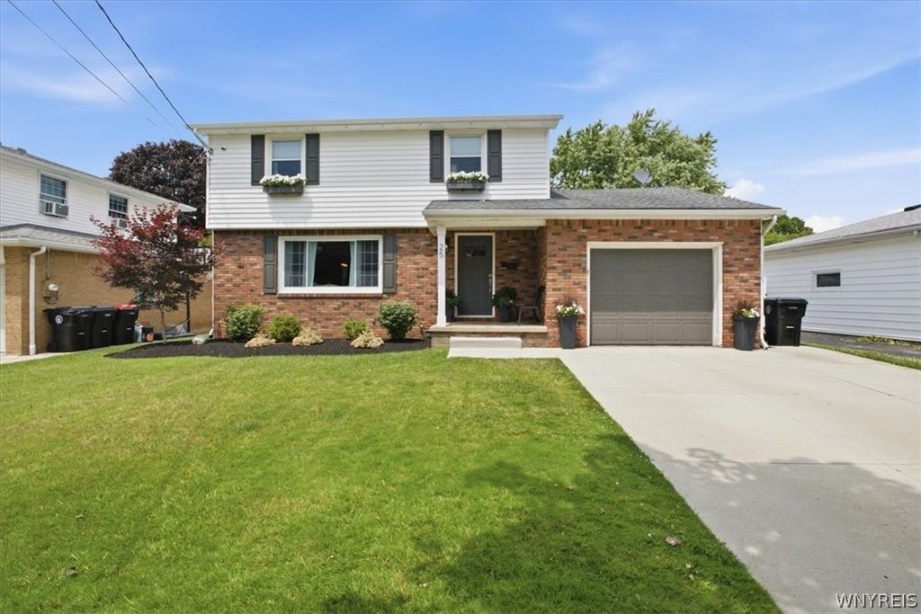 25 Camner Avenue, Lancaster, NY 14086