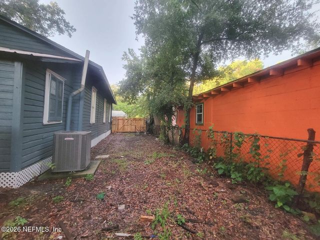 1040 E 14TH Street, Jacksonville, FL 32206