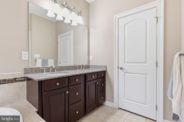3694 JACOB STOUT RD, Doylestown, PA 18902