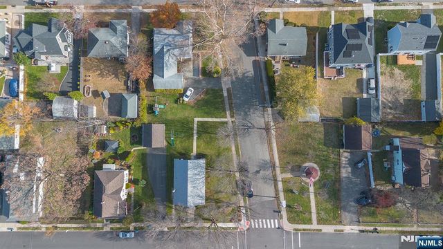 83 Heights Avenue, Fair Lawn, NJ 07410