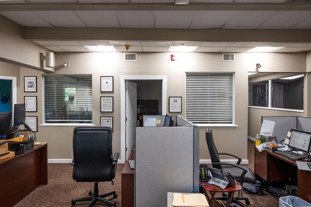 100 Weymouth St d, Rockland, MA 02370