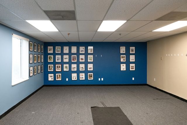 100 Weymouth St d, Rockland, MA 02370