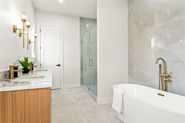 10194 HODSON PLACE, Seminole, FL 33776