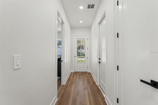 10194 HODSON PLACE, Seminole, FL 33776