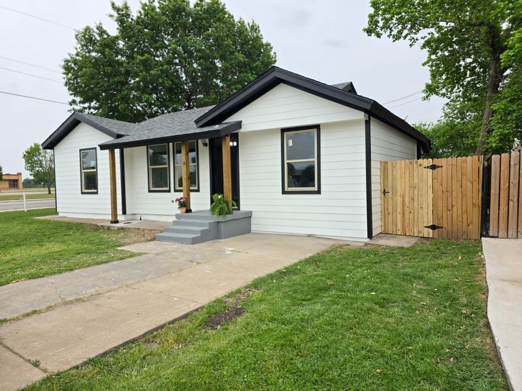 2324 36th Street, Fort Worth, TX 76106