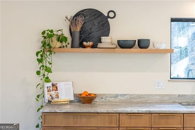 475 Ramsdale Drive, Roswell, GA 30075