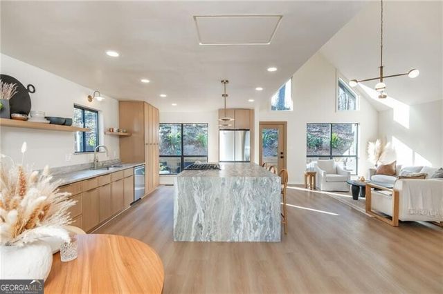 475 Ramsdale Drive, Roswell, GA 30075