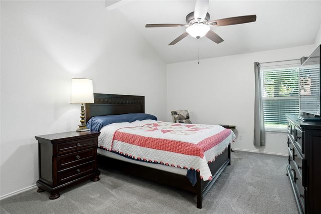 5305 Faireast Court, Arlington, TX 76018