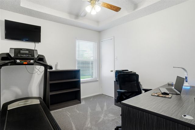 5305 Faireast Court, Arlington, TX 76018