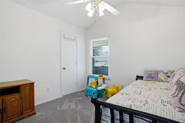 5305 Faireast Court, Arlington, TX 76018