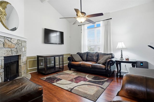 5305 Faireast Court, Arlington, TX 76018