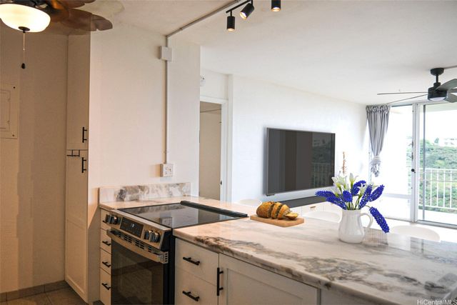 98-715 Iho Place 4303, Aiea, HI 96701