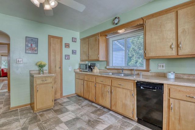 3023 N 85th STREET, Milwaukee, WI 53222