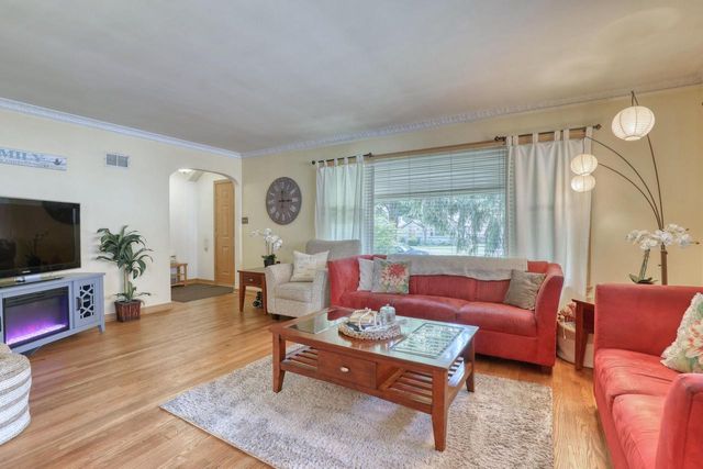 3023 N 85th STREET, Milwaukee, WI 53222