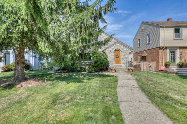3023 N 85th STREET, Milwaukee, WI 53222