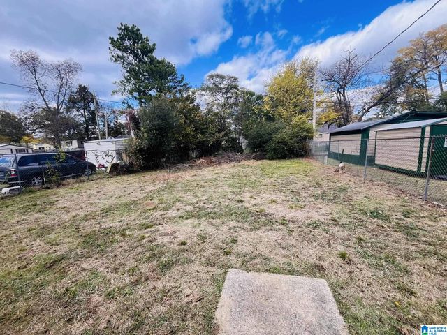 820 4TH COURT W, Birmingham, AL 35204