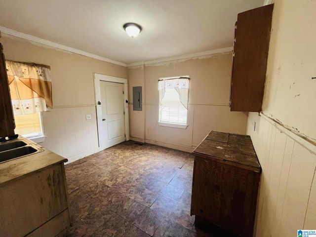 820 4TH COURT W, Birmingham, AL 35204