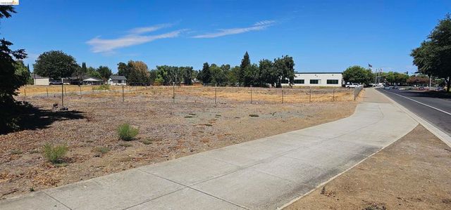 Sand Creek Road, Brentwood, CA 94513