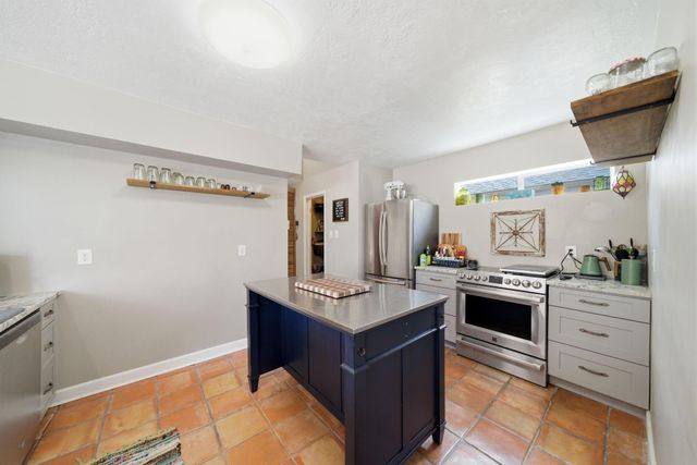 7751 Springville Drive, Houston, TX 77095