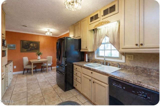 394 Elm Street, Gate City, VA 24251