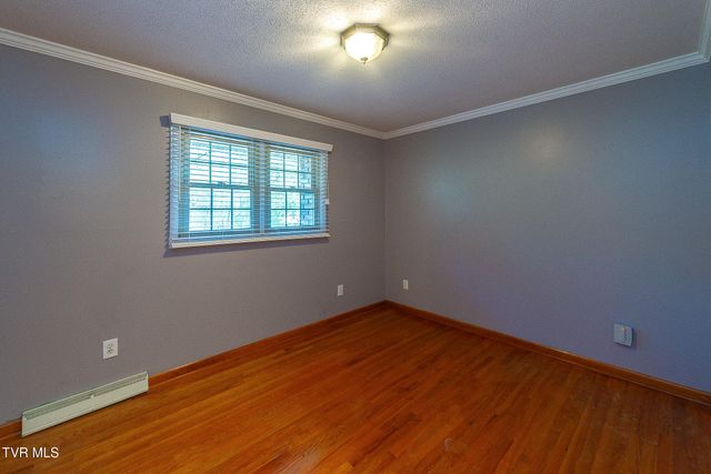 394 Elm Street, Gate City, VA 24251