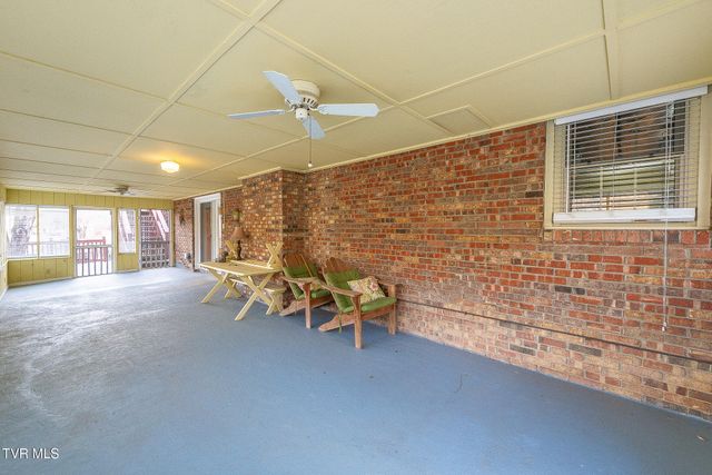 394 Elm Street, Gate City, VA 24251