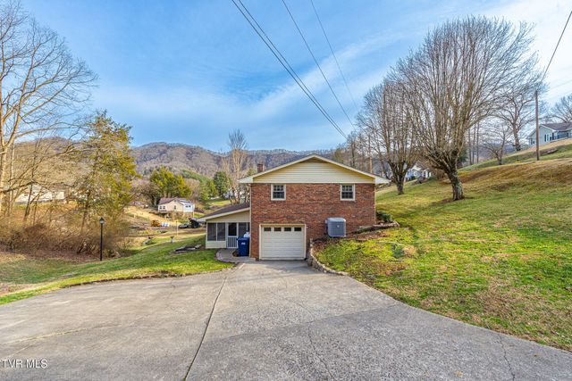 394 Elm Street, Gate City, VA 24251