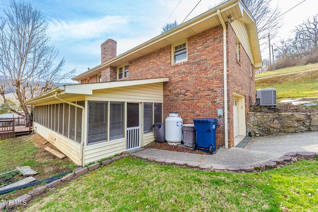 394 Elm Street, Gate City, VA 24251